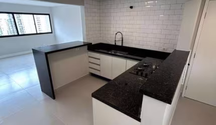 Apartamento com 3 dormitórios sendo uma suíte  à venda, 90 m² por R$ 620.000 - Água Verde - Curitiba/PR