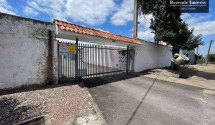 Casa com 3 dormitórios para alugar, 75 m² por R$ 1.873,66/mês - Fazendinha - Curitiba/PR