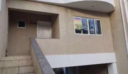 Sobrado com 3 dormitórios à venda, 175 m² por R$ 742.000,00 - Uberaba - Curitiba/PR