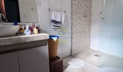 Casa Ampla no Boa Esperança 437m², 04 quartos, ar condicionado, Suíte com Armários Valor 4.800,00
