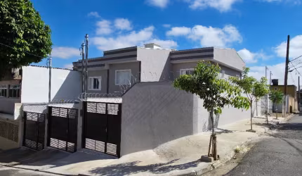 CASA FRONTAL , ÓTIMA LOCALIZAÇÃO, MELHOR PREÇO DA REGIAO