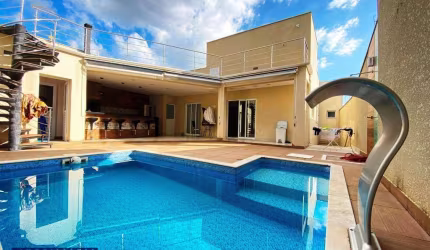 Casa com 3 dormitórios à venda, 332 m² por R$ 1.200.000,00 - Jardim Santa Rita de Cássia - Bragança Paulista/SP