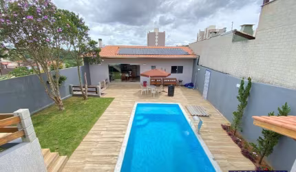 Casa com 2 dormitórios à venda, 98 m² por R$ 675.000,00 - Jardim Do Lago - Bragança Paulista/SP