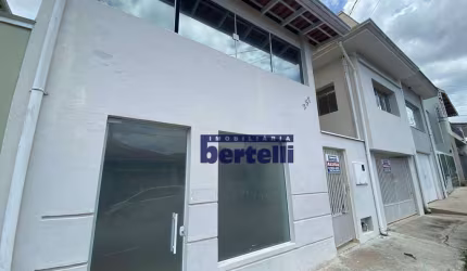 Casa com 3 dormitórios à venda, 200 m² por R$ 650.000,00 - Centro - Bragança Paulista/SP