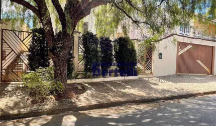 Casa com 4 dormitórios à venda, 340 m² por R$ 1.300.000,00 - Jardim América - Bragança Paulista/SP