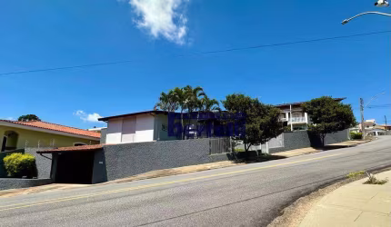 Casa com 4 dormitórios à venda, 345 m² por R$ 1.250.000,00 - Jardim América - Bragança Paulista/SP
