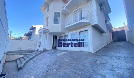 Casa com 4 dormitórios à venda, 296 m² por R$ 1.280.000,00 - Jardim América - Bragança Paulista/SP