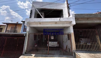 Casa com 3 dormitórios à venda, 150 m² por R$ 390.000 - Cidade Planejada II - Bragança Paulista/SP