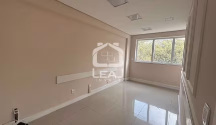 Conjunto Comercial à Venda, Vila Andrade, 42m², 3 Salas, 2 Vagas, R$ 340.000,00, São Paulo, SP