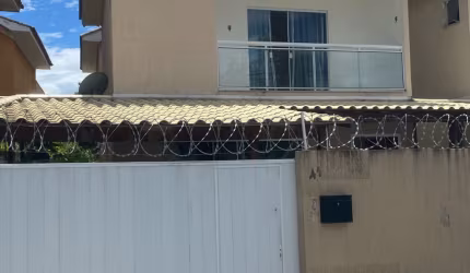 Alugo ótima casa Itaipú Niterói