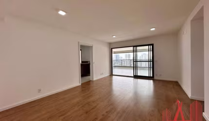 Apartamento à venda com 3 dormitórios, 2 vagas de garagem, com 147 m² - Vila Mariana