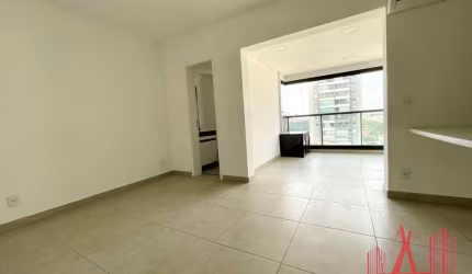 Apartamento Studio à Venda com 1 dormitório, 1 vaga de garagem, com 33 m² - Aclimação