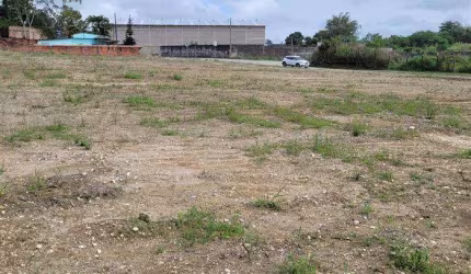 Terrenos Comerciais para venda em Registro no bairro Arapongal