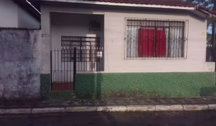 Casas para venda em Registro no bairro Centro