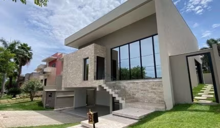 Sobrado no Alphaville Cuiabá  com 5 dormitórios à venda, 309 m² por R$ 3.100.000 -- Cuiabá/MT