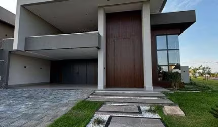 Casa de condomínio térrea para venda possui 230 metros quadrados com 4 quartos