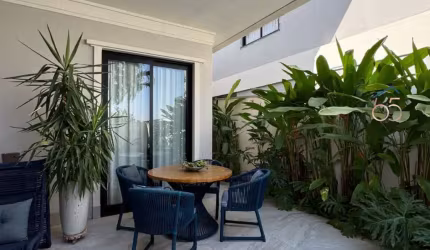 Sobrado Florais dos Lagos  399m² 4 Suítes