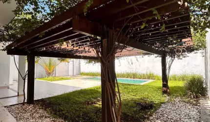 Linda casa no Condo.Jd das Americas  para locação R$13.000,00 - Jd das Americas-Cuiaba-MT.