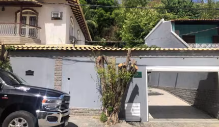 Casa em condomínio fechado com 3 quartos à venda na Rua Tangará da Serra, Bangu, Rio de Janeiro, 185 m2 por R$ 1.400.000