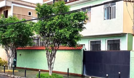 Casa com 2 quartos à venda na Rua Istambul, Bangu, Rio de Janeiro, 70 m2 por R$ 195.000