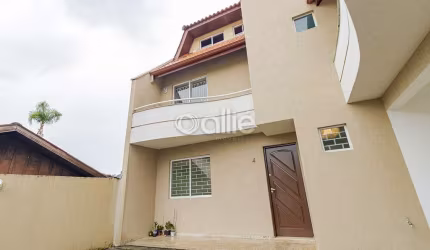 Casa em condomínio fechado com 3 quartos à venda na Rua Jaime Balão, Hugo Lange, Curitiba, 244 m2 por R$ 1.299.000
