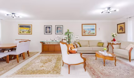 Casa com 3 quartos à venda na Rua Fernando Mansur Wekerlin, São Lourenço, Curitiba, 250 m2 por R$ 985.900