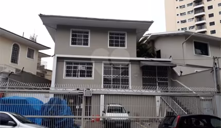 Casa Sobrado Comercial para aluguel e venda tem 560m² com 4 quartos 10 salas 10 vagasem Bela Vista