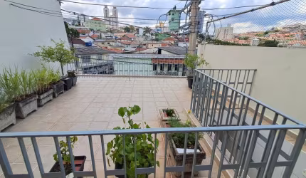 Casa Assobradada à venda | 250 m2 | 3 dormitórios | 3 vagas na Parada Inglesa!