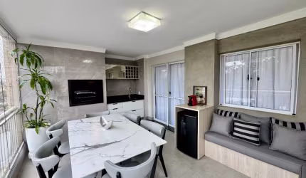 Amplo apto à venda | 113 m² | 3 dormitórios (1 suíte) | 2 vagas na Mooca!