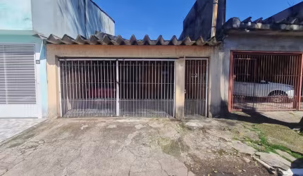 Casa térrea à venda | 154 m² | 2 dormitórios | 2 vagas no Parque Edu Chaves!