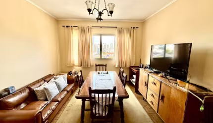 Apartamento à Venda – 2 Dormitórios, 60m², Arejado, com Vaga Fixa e Próximo ao Metrô!