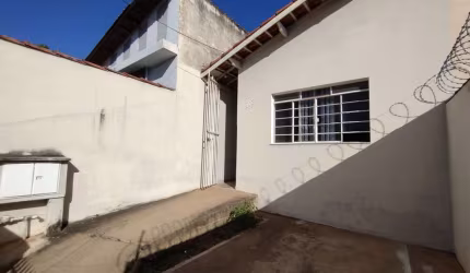 Casa com 2 dormitórios à venda, 91 m² por R$ 280.000 - Vila Leis - Itu/SP