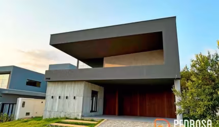 Casa Térrea no Alphaville Catuana - 225m2 - 3 suítes - 4 vagas - Área Gourmet com piscina