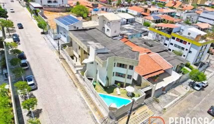 Prédio / Casa com 8 quartos - Lote de esquina - Alto da Candelária - 10 vagas - Piscina - Escritu.