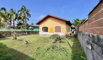 Casa Aconchegante em Boracéia – Amplo Terreno e Localização Tranquila