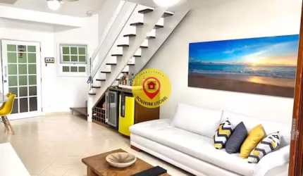 Flat à Venda em Condomínio Pé na Areia