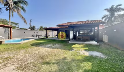 Casa à Venda a 100 Metros da Praia de Boracéia – Conforto e Localização Privileg