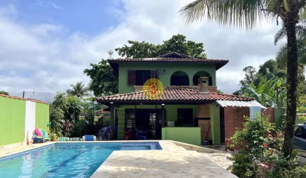 Sobrado Espaçoso com Vista Panorâmica para o Mar