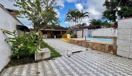 Casa para Locação Anual com Piscina – Conforto e Lazer para Toda a Família