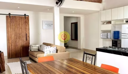 Casa p/ locação anual a apenas 150 metros da praia de Boracéia, São Sebastião!