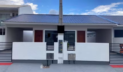 Casa com 3 quartos à venda na Rua Domingos Barbosa, 1, Forquilhas, São José por R$ 450.000
