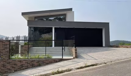 Casa com 3 quartos à venda na Rua das Cabreúvas, 12, Pedra Branca, Palhoça por R$ 2.500.000