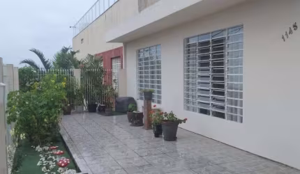 Casa com 3 quartos à venda na Rua Pedro Bunn, 1145, Jardim Cidade de Florianópolis, São José por R$ 950.000