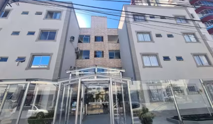 Apartamento com 2 quartos para alugar na Rua José Ferminio Novaes, 1245, Kobrasol, São José por R$ 2.450