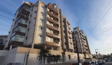 Apartamento com 2 quartos à venda na Rua Kurt Rantour, 330, Capoeiras, Florianópolis por R$ 470.000