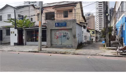 Apartamento -  Espaço de 137 m² por R$ 320.000,00 / Investimento Promissor em Casa Amarela, Recife