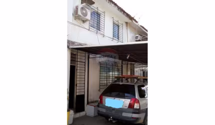 Casa Duplex 77,50m2 , 03 quartos na Av Beberibe ( condomínio fechado ) Porto da Madeira