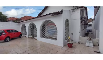 Casa a venda em Recife