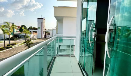 Casa no Jardins de Italia, com quintal GIGANTE, 3 suites, toda projetada