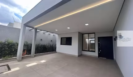 Casa à venda no bairro Jardim Espanha - Maringá/PR